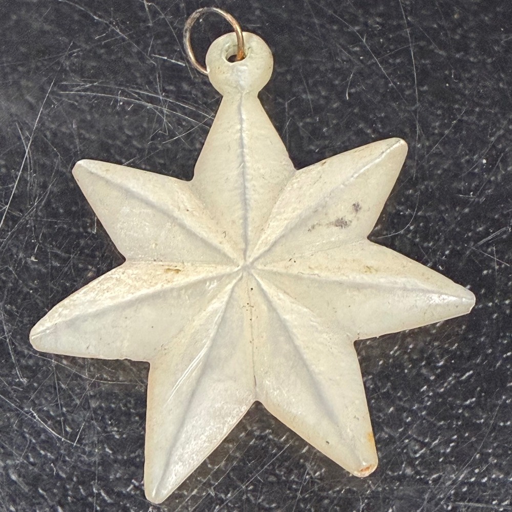 Vintage Celluloid 8-Point Star Pendant Cream Plastic Starburst Ornament 1.25"